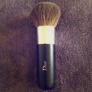 Dior brush